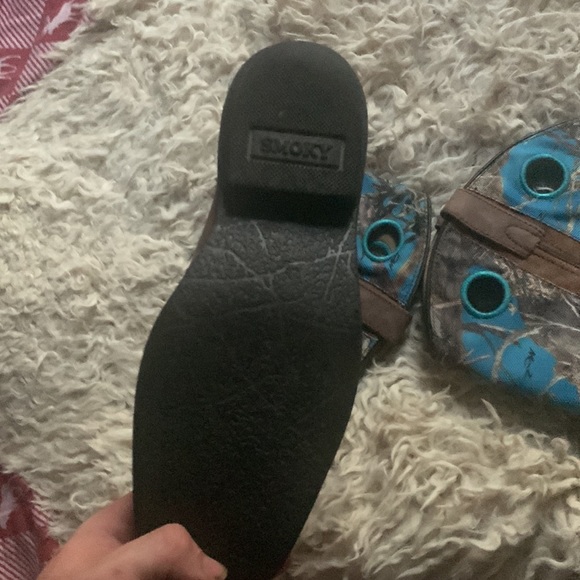 Size 5.5 and barely worn - Picture 3 of 4